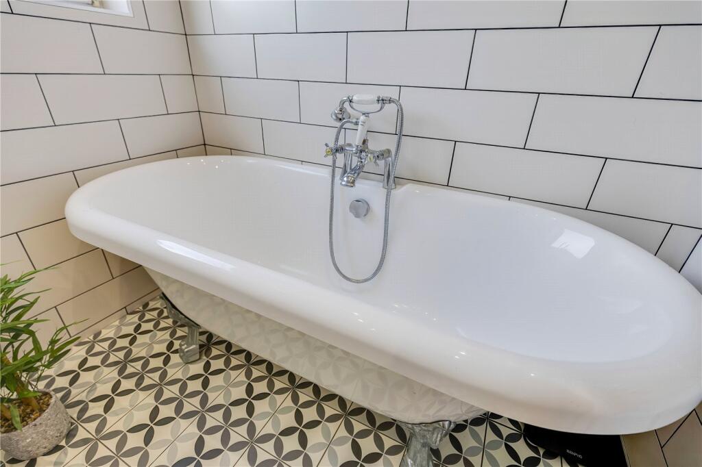 Additional property image - Holmwood Close, Cyncoed, Cardiff, CF23