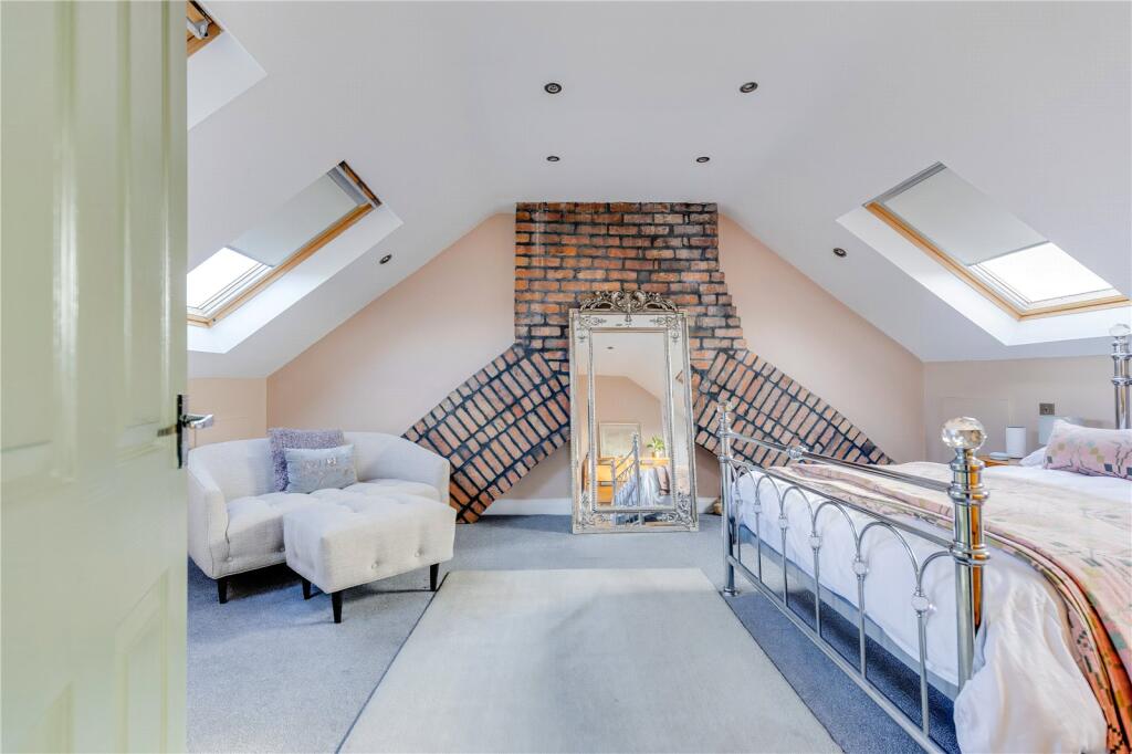 Additional property image - Holmwood Close, Cyncoed, Cardiff, CF23