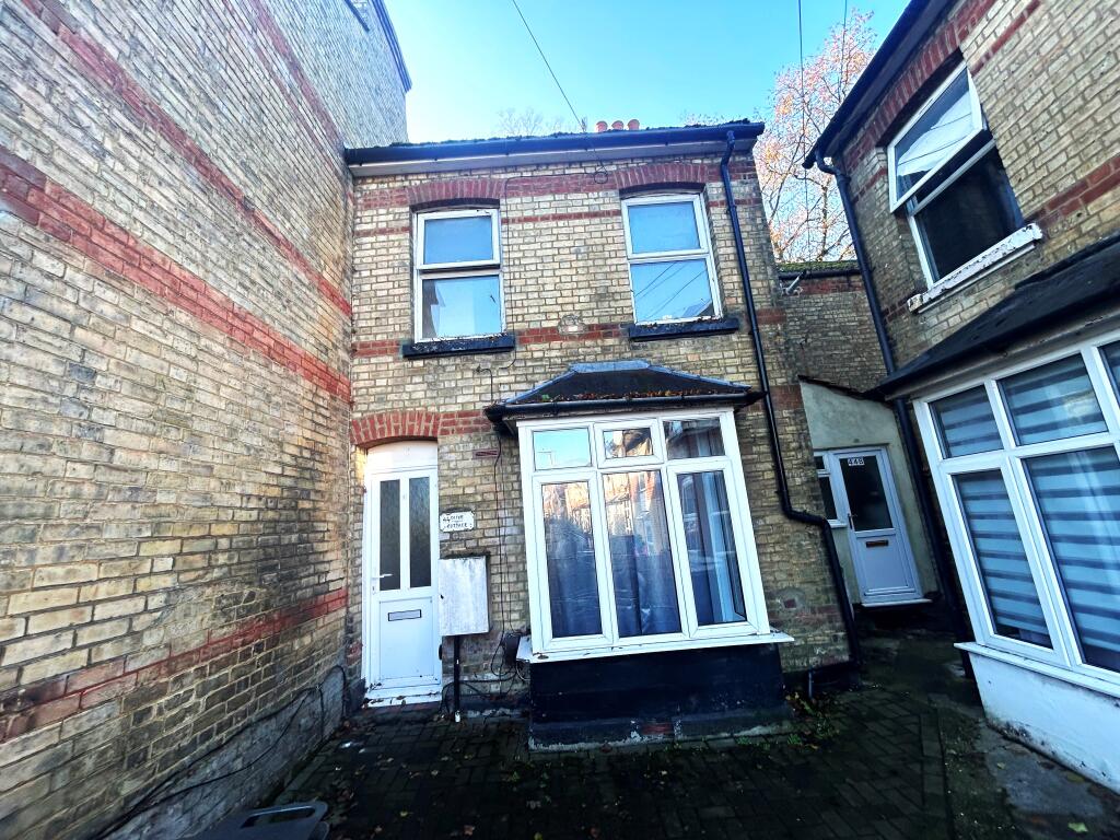 Main image of property: Grove Road, LUTON