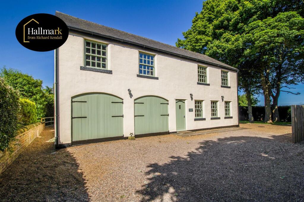 3 bedroom detached house for sale in HALLMARK FINE HOMES Queen Street