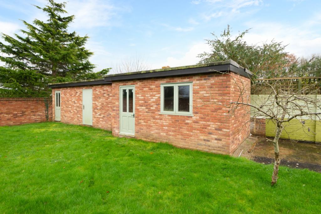3 bedroom detached bungalow for sale in Laxton Drive, Chart Sutton, ME17