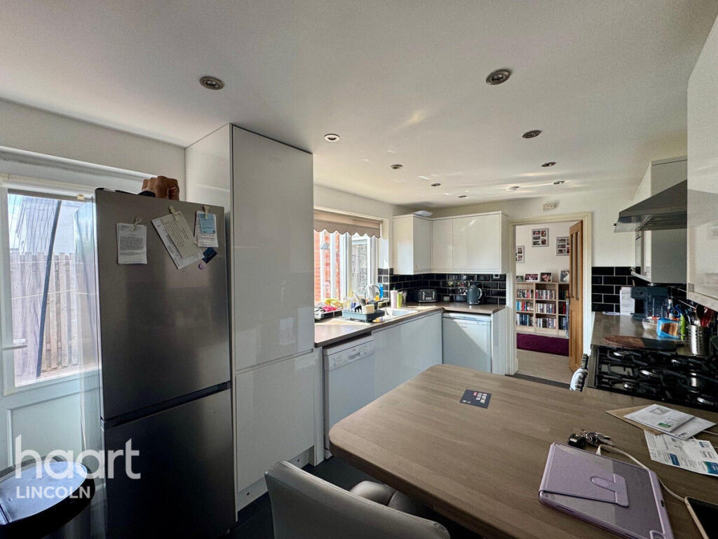 Main image of property: St Andrews Drive, LINCOLN