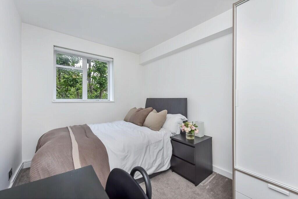 Main image of property: Ladbroke Road, Holland Park, W11