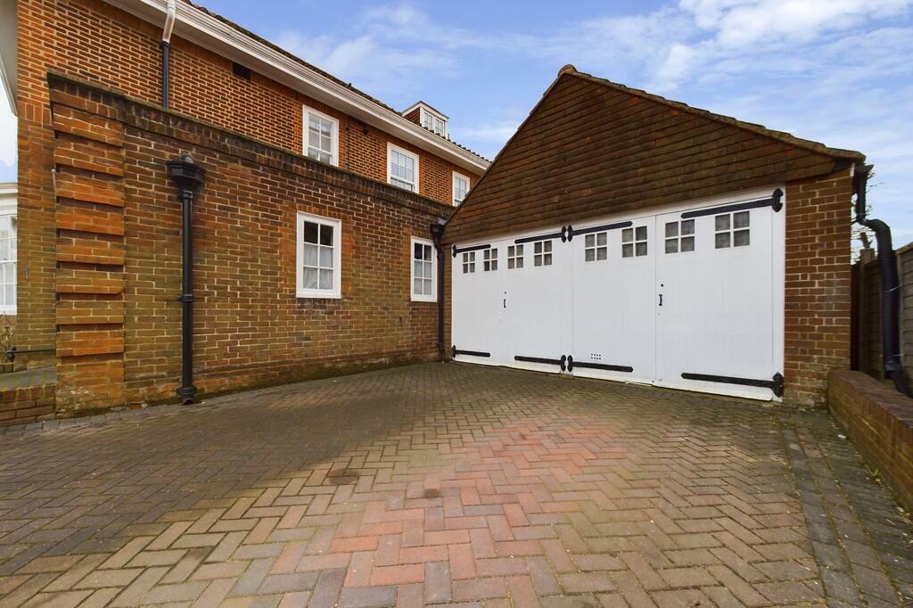 Additional property image - Sandgate Road, Folkestone