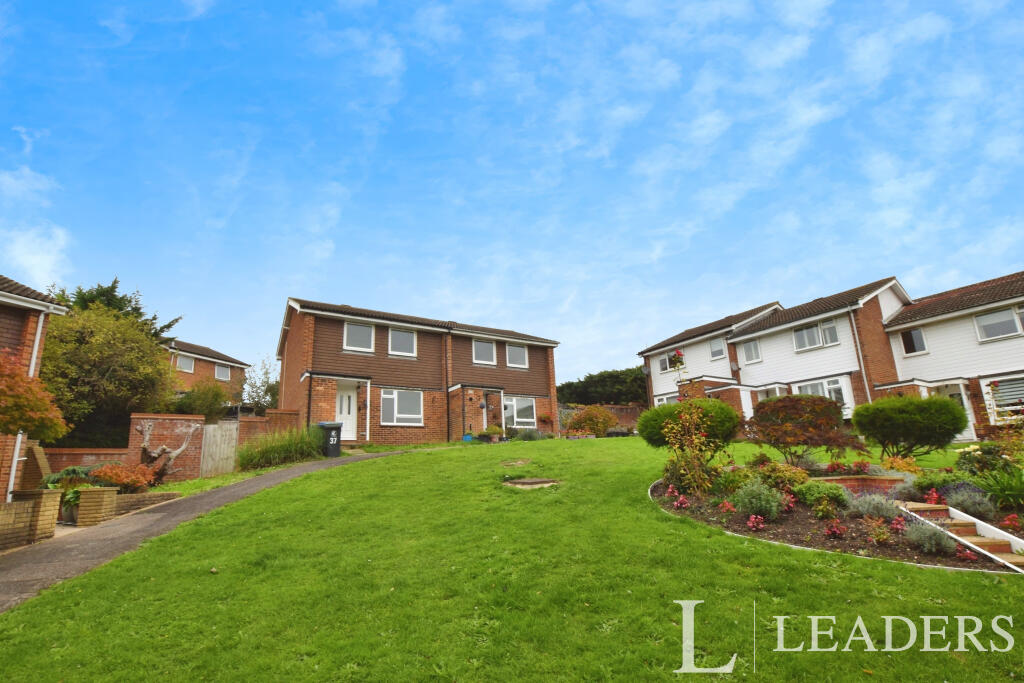 Main image of property: Boradoaks, Epping, CM16