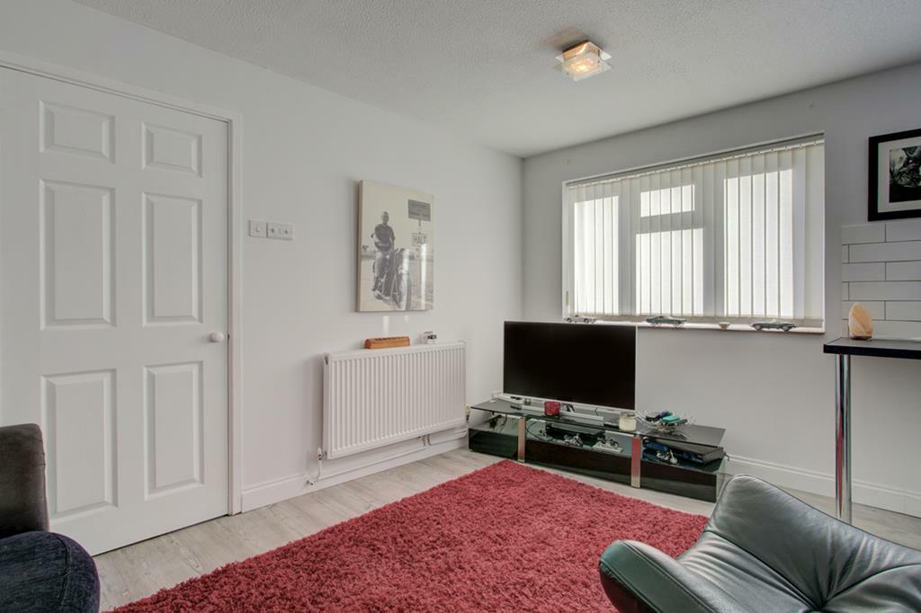 Additional property image - Deerhurst Chase, Bicknacre, Chelmsford