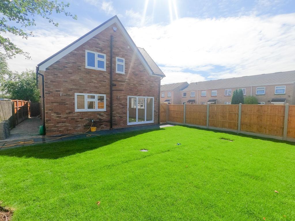 5 bedroom detached house for sale in Latimer Drive, Basildon, Essex