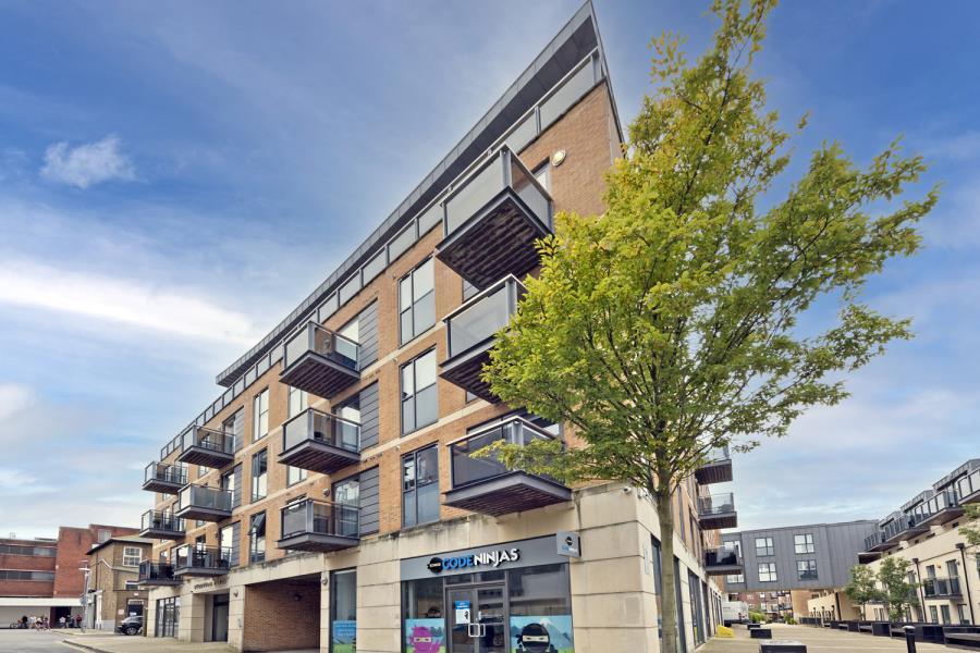 2 bedroom apartment for rent in Surbiton, KT6