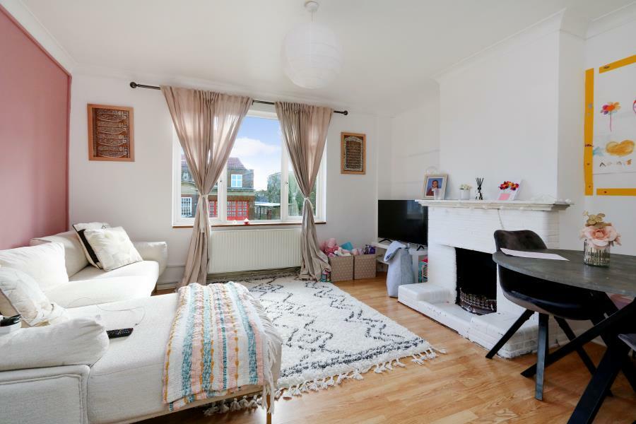 2 bedroom apartment for rent in Surbiton, KT6