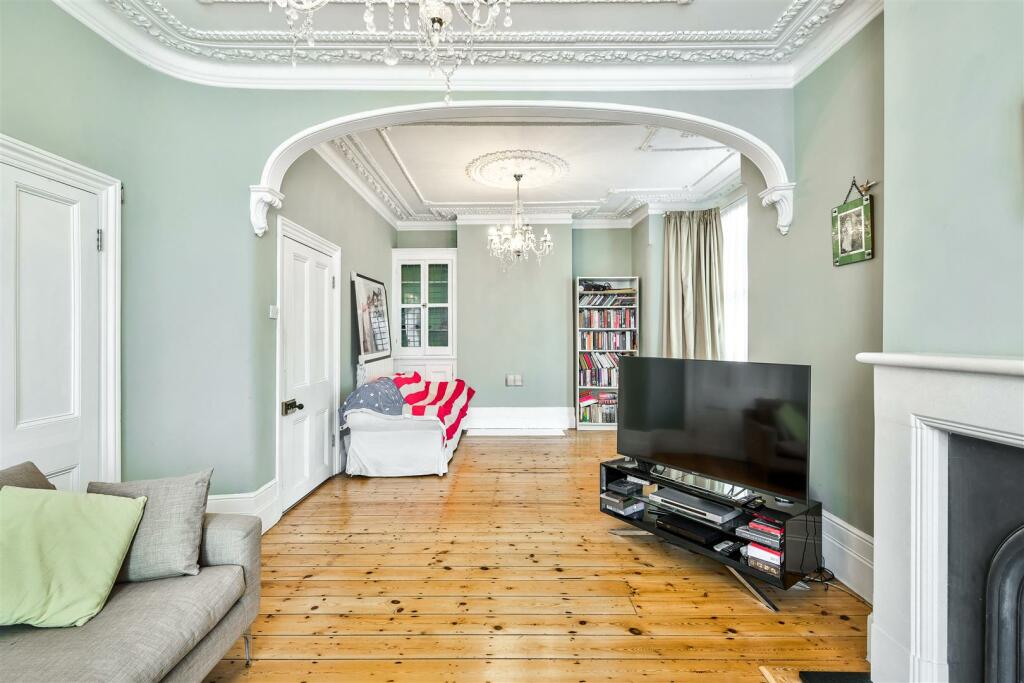 Main image of property: Essex Road, Manor Park