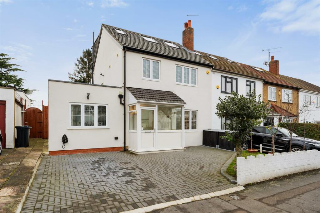 Main image of property: Charnwood Drive, South Woodford