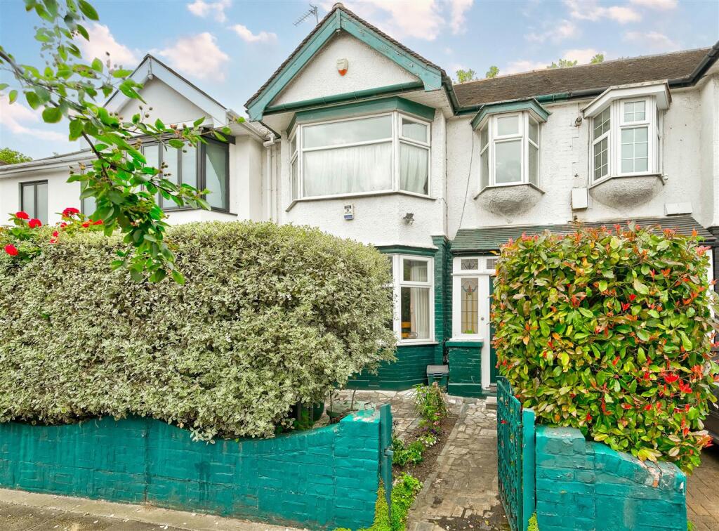 4 bedroom terraced house