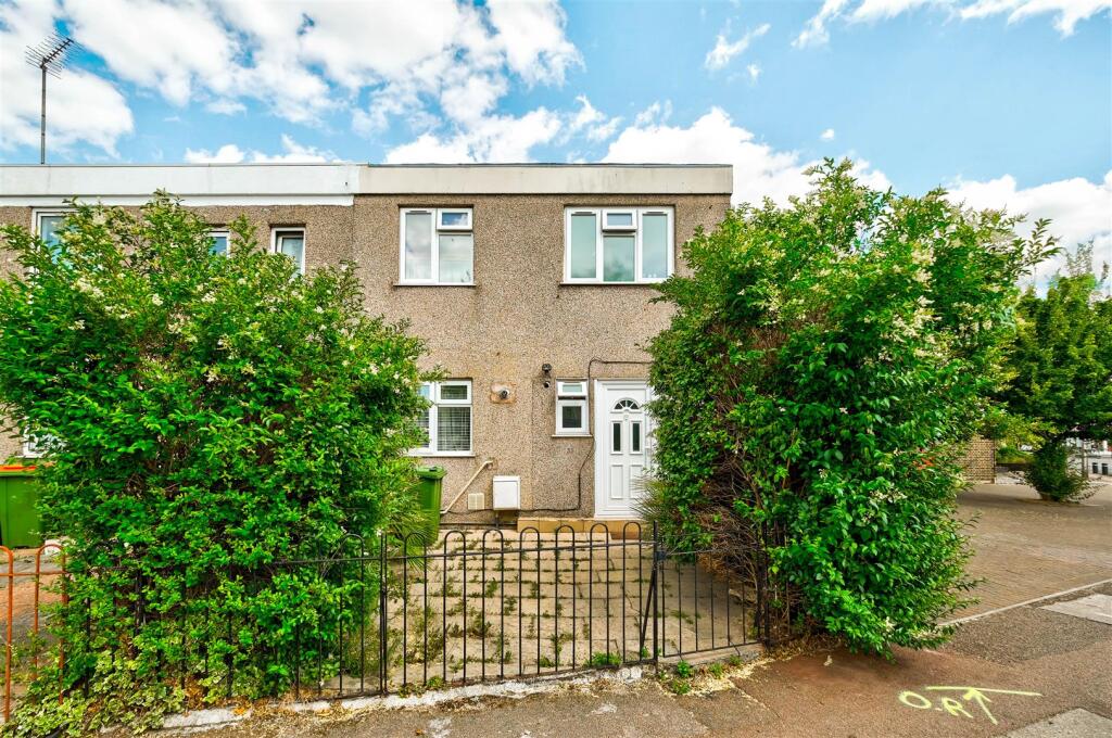 Main image of property: Abbey Road, Stratford