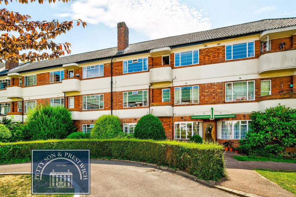 Main image of property: Hermitage Court, Woodford Road, South Woodford