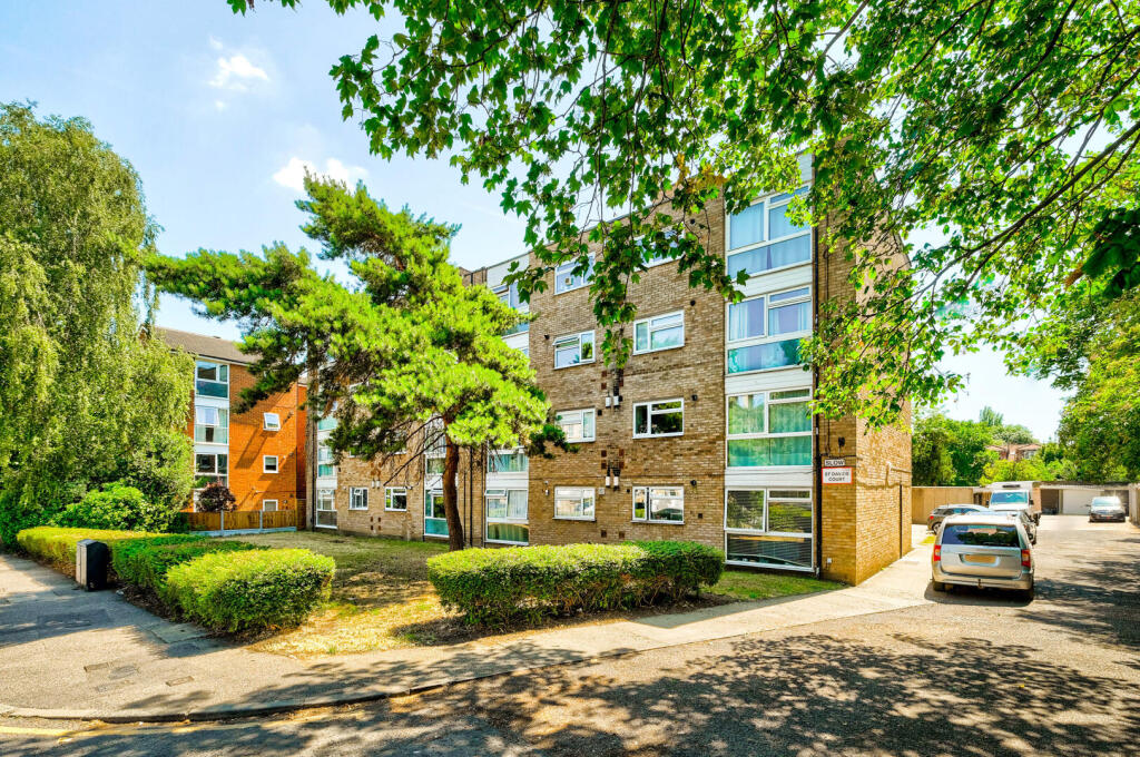 Main image of property: St Davids Court, Grosvenor Road, Wanstead