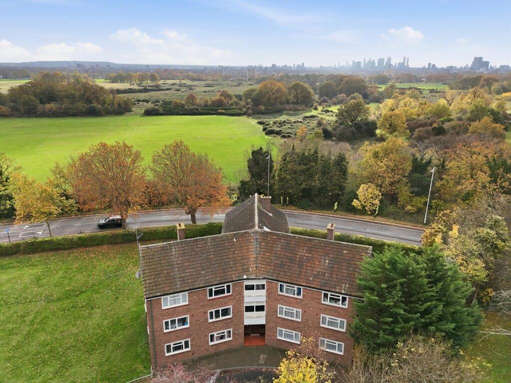 Main image of property: Brading Crescent, Wanstead