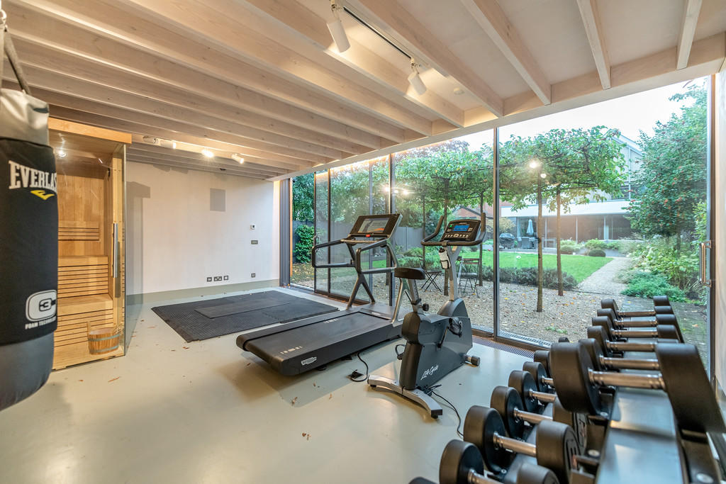 5 bedroom detached house for sale in St. Mary's Avenue, Wanstead, E11