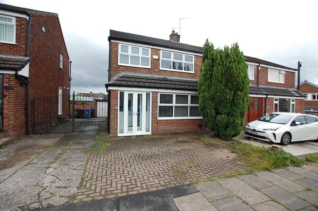Main image of property: St. Albans Avenue, Ashton-under-Lyne, Greater Manchester, OL6