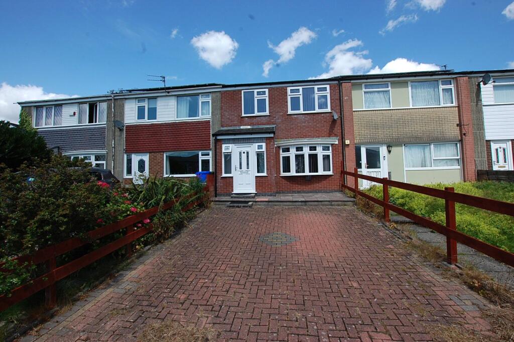 Main image of property: Middle Green, Ashton-under-Lyne, Greater Manchester, OL6