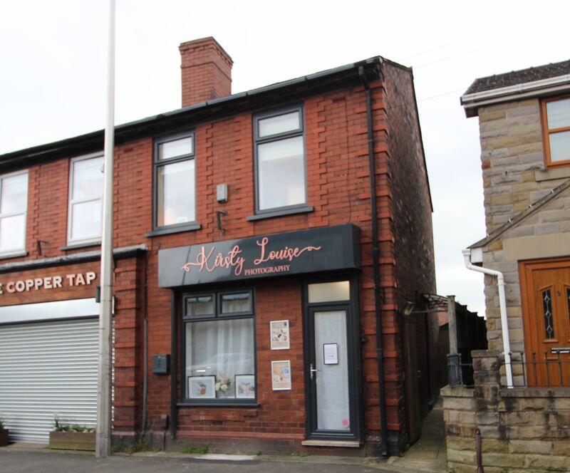Commercial property for rent in Church Street, Orrell, Wigan, WN5