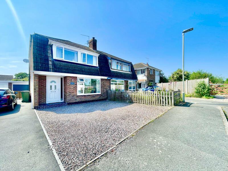 3 bedroom semidetached house for sale in Vicarage Close, Newbold