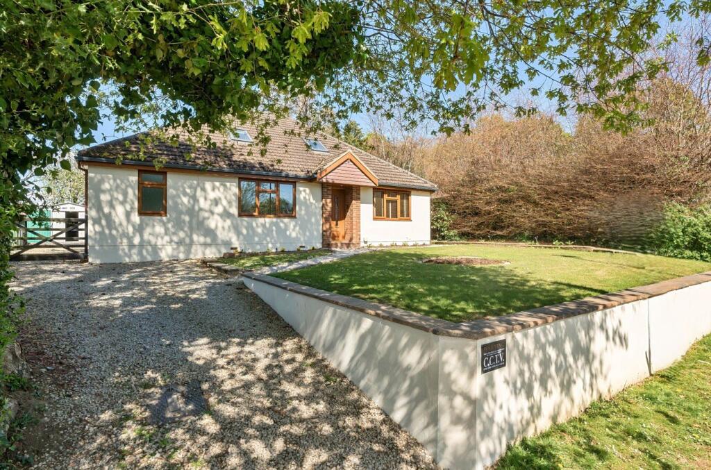 Main image of property: Stoke Park Road, Bishopstoke, Eastleigh, Hampshire, SO50