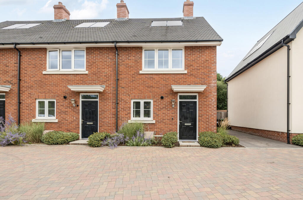 Main image of property: Highwood Avenue, Eastleigh, Hampshire, SO50