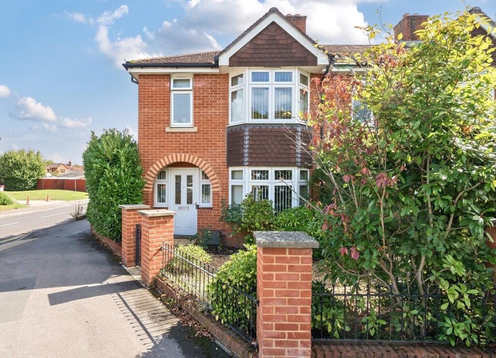 Main image of property: Tinning Way, Eastleigh, Hampshire, SO50