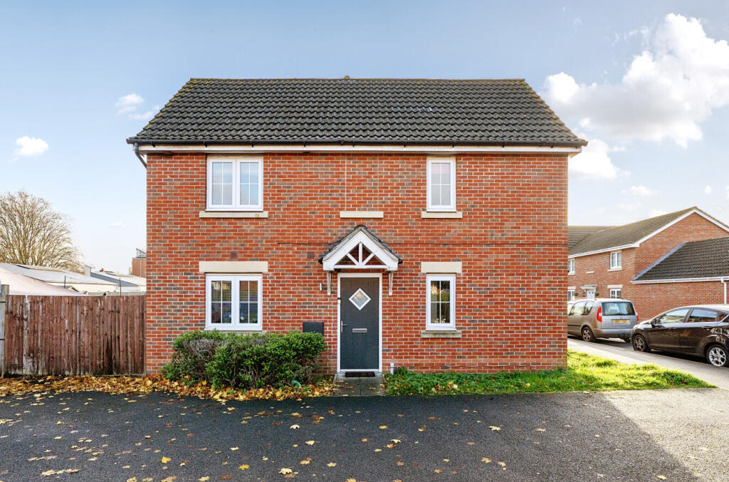 Main image of property: Argosy Crescent, Eastleigh, Hampshire, SO50