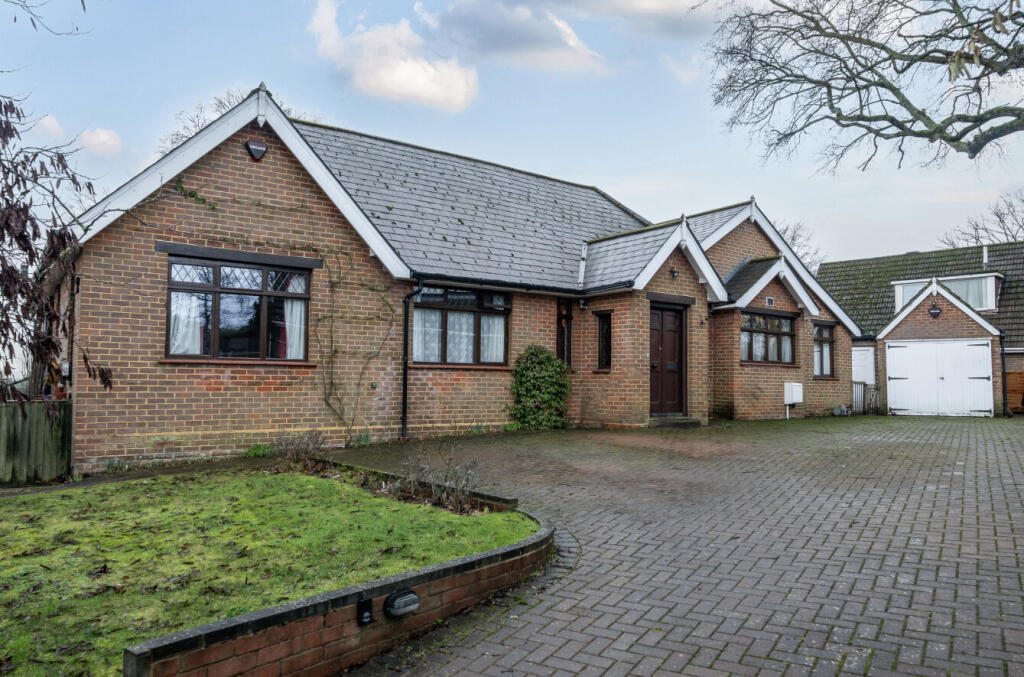 Main image of property: Clanfield Drive, Chandler's Ford, Hampshire, SO53