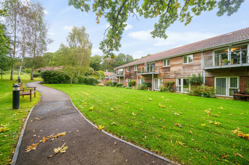 2 bedroom apartment for sale in Shannon Way, Chandler's Ford, Eastleigh