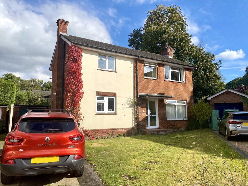 Main image of property: Heathfield Close, Chandler's Ford, Hampshire, SO53