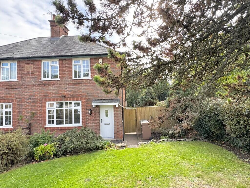 Main image of property: 112 Town Green Street, Rothley, Leicestershire, LE7 7NW