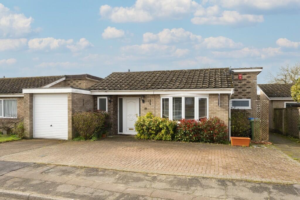 3 bedroom semi-detached bungalow for rent in Brentwood, Eaton, NR4