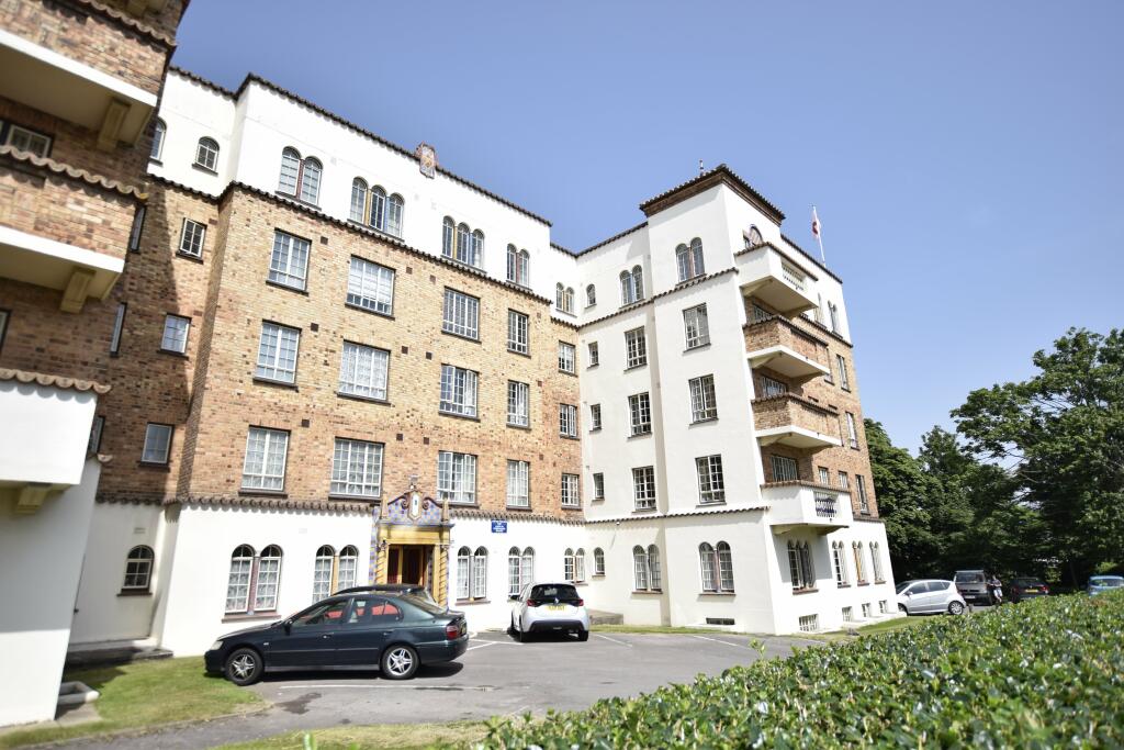 Additional property image - San Remo Towers, Sea Road, Bournemouth