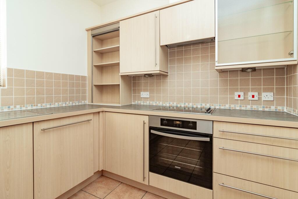 Additional property image - Knyveton Road, Bournemouth,