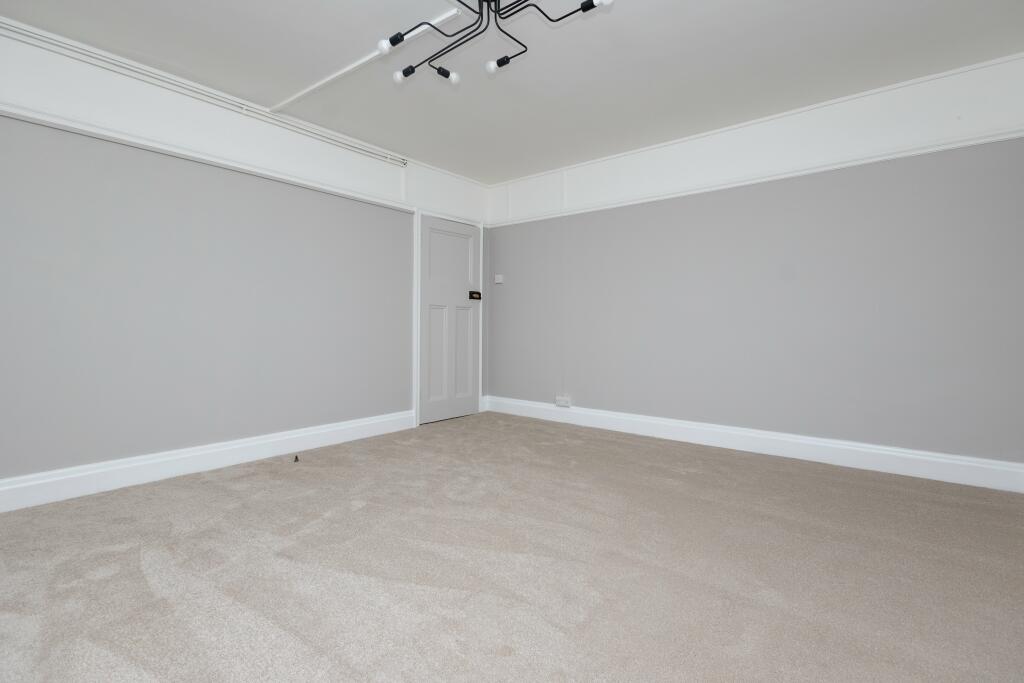 Additional property image - Richmond Hill, Bournemouth,