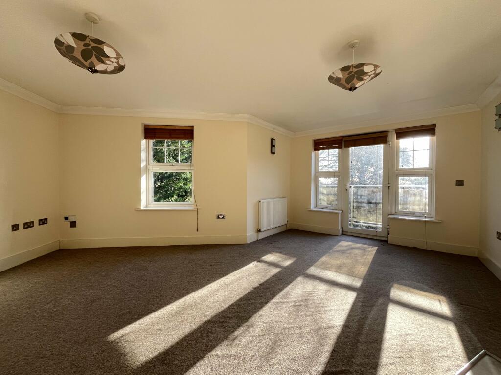 Additional property image - 121 North Road , ,
