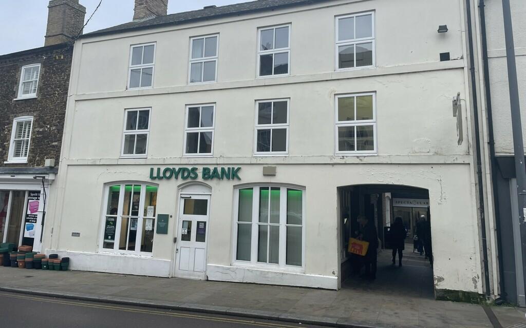 High street retail property to lease in 26 Bridge Street, Downham