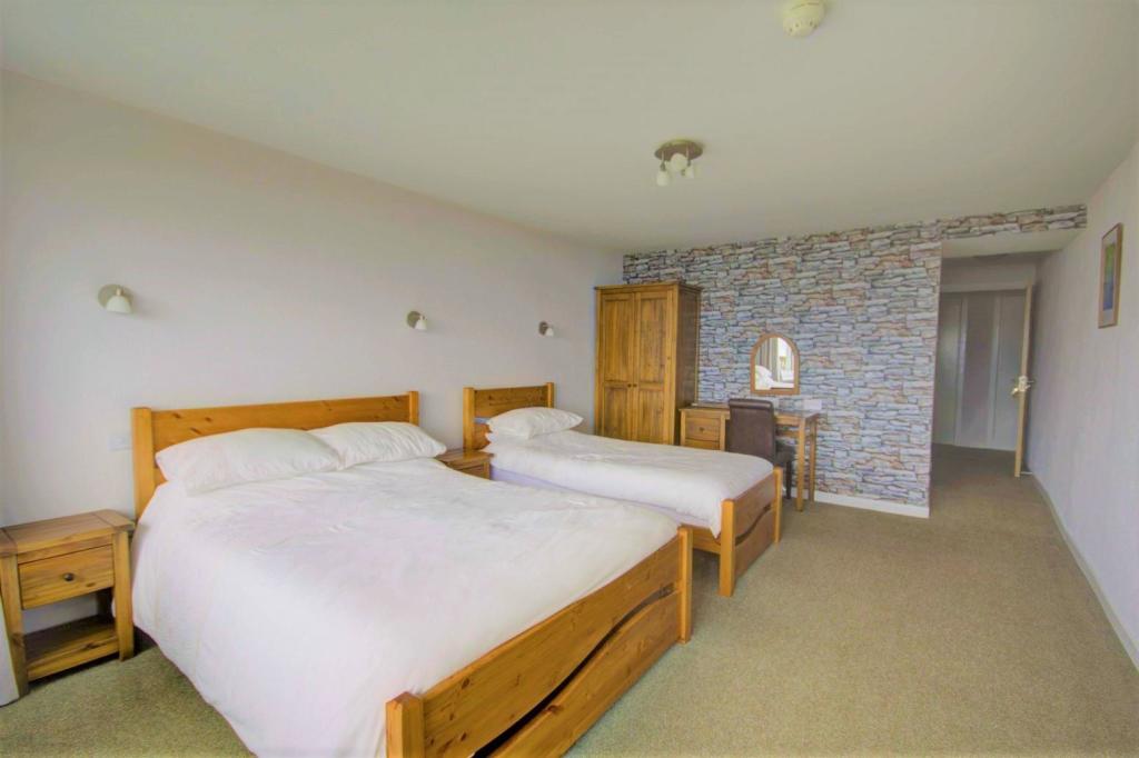 6 bedroom detached house for sale in The Taversoe, Rousay, Orkney, KW17