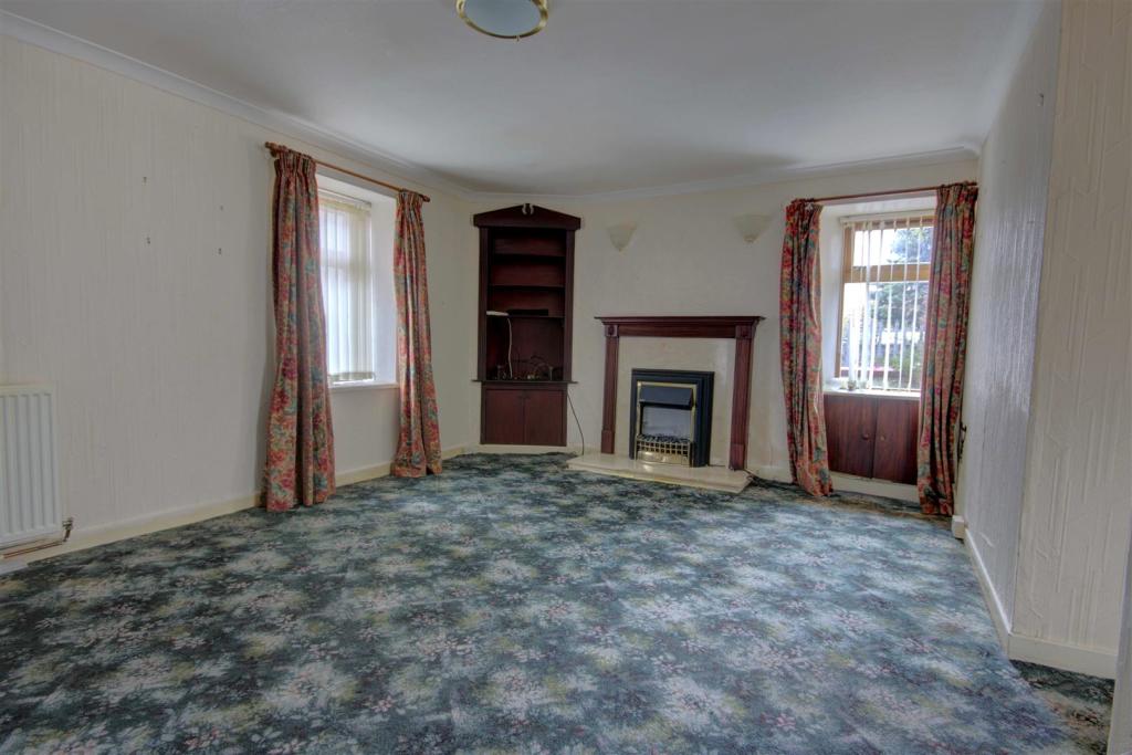 3 bedroom detached house for sale in 8 Lochalsh Road, Inverness IV3 8HU
