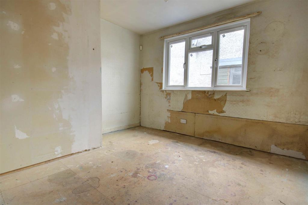 3 bedroom detached house for sale in 8 Lochalsh Road, Inverness IV3 8HU