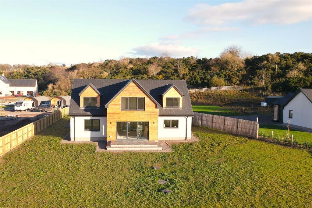 Main image of property: Camas Neig, Pitcalnie, Nigg, Ross-Shire IV19 1QP