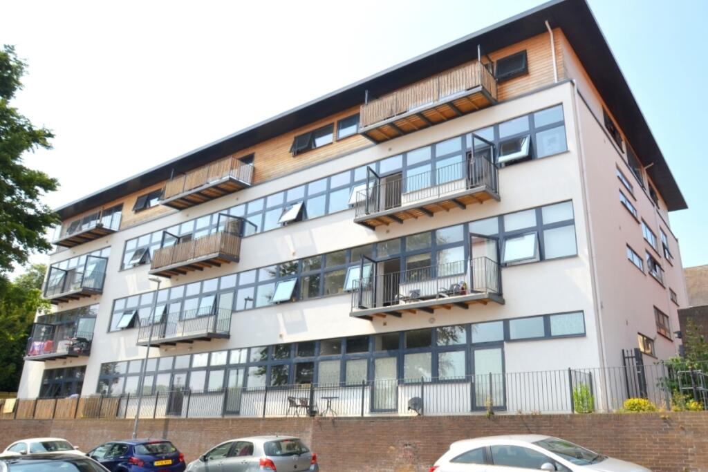 Main image of property: Queen Street, Wellingborough, Northamptonshire, NN8
