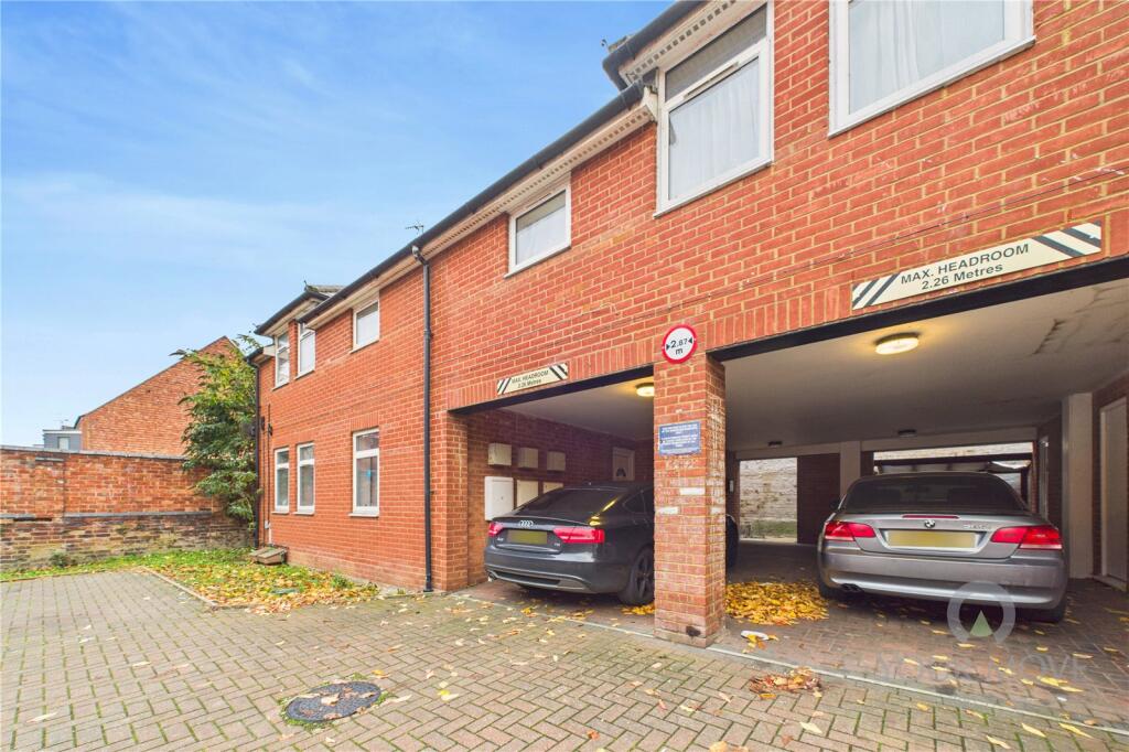 Main image of property: The Woodyard Wellington Street, Kettering, Northamptonshire, NN16