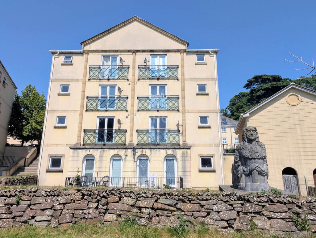 Main image of property: Aberdeen Avenue, Plymouth, PL5 3UW