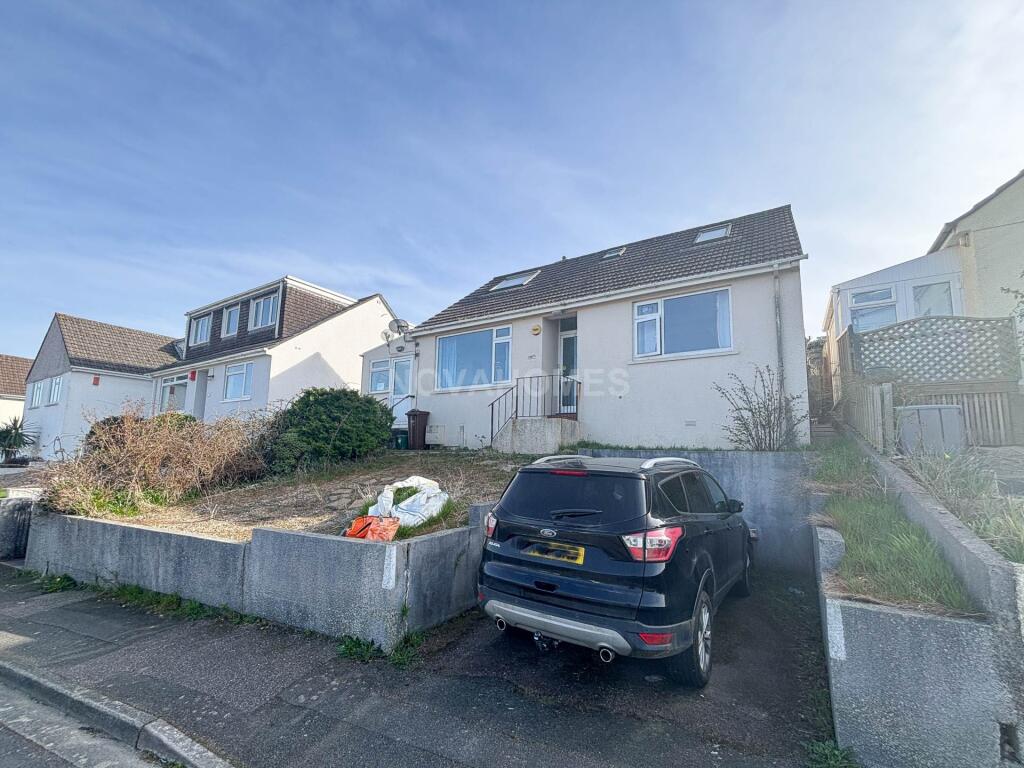 Main image of property: Hillside Road, Saltash, PL12 6EY