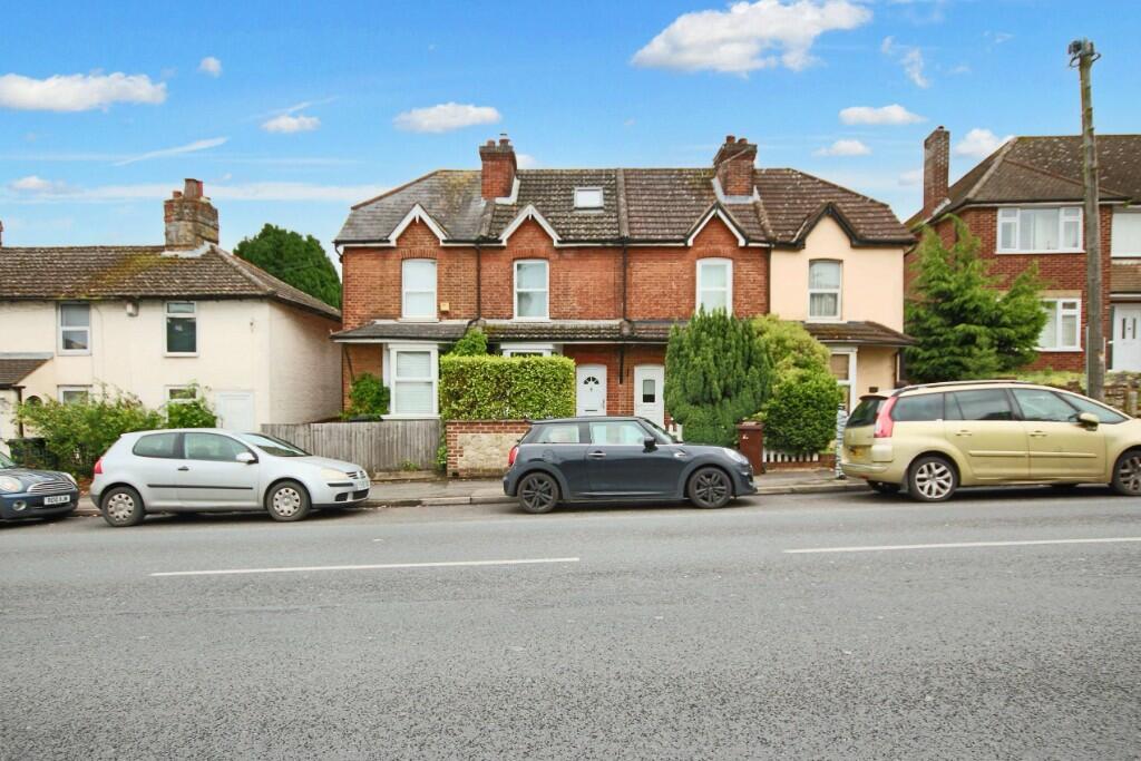 Main image of property: Loose Road, Maidstone, Kent, ME15