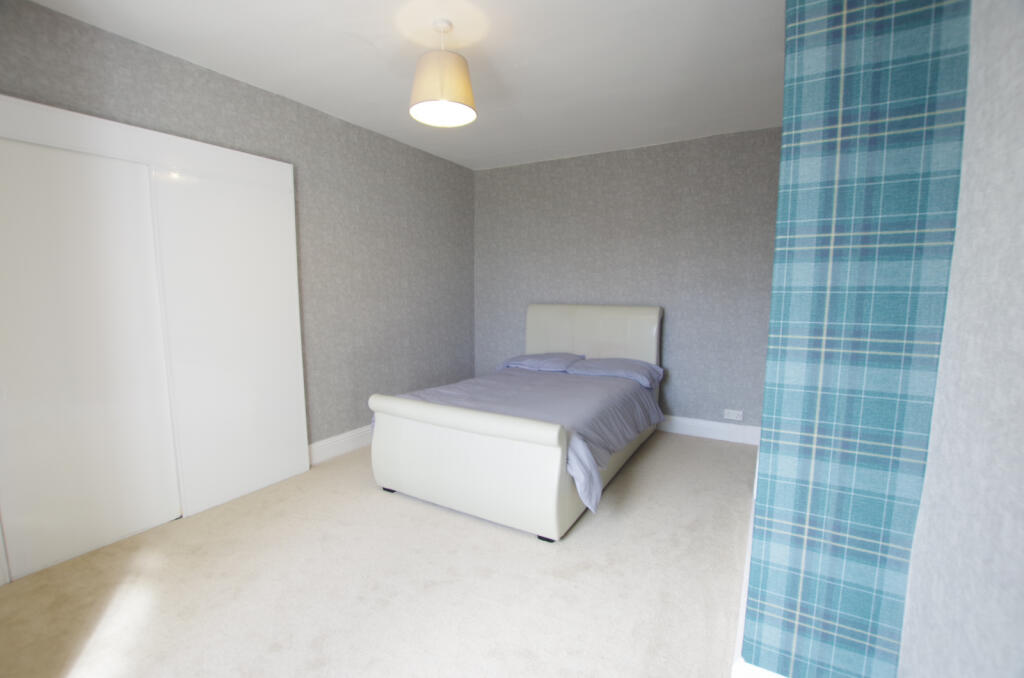 Additional property image - Bradford Road, Shipley, BD18 3TP