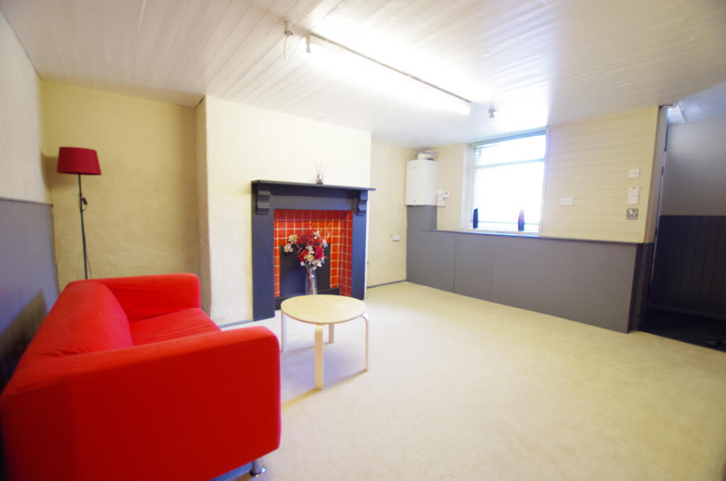 Additional property image - Bradford Road, Shipley, BD18 3TP